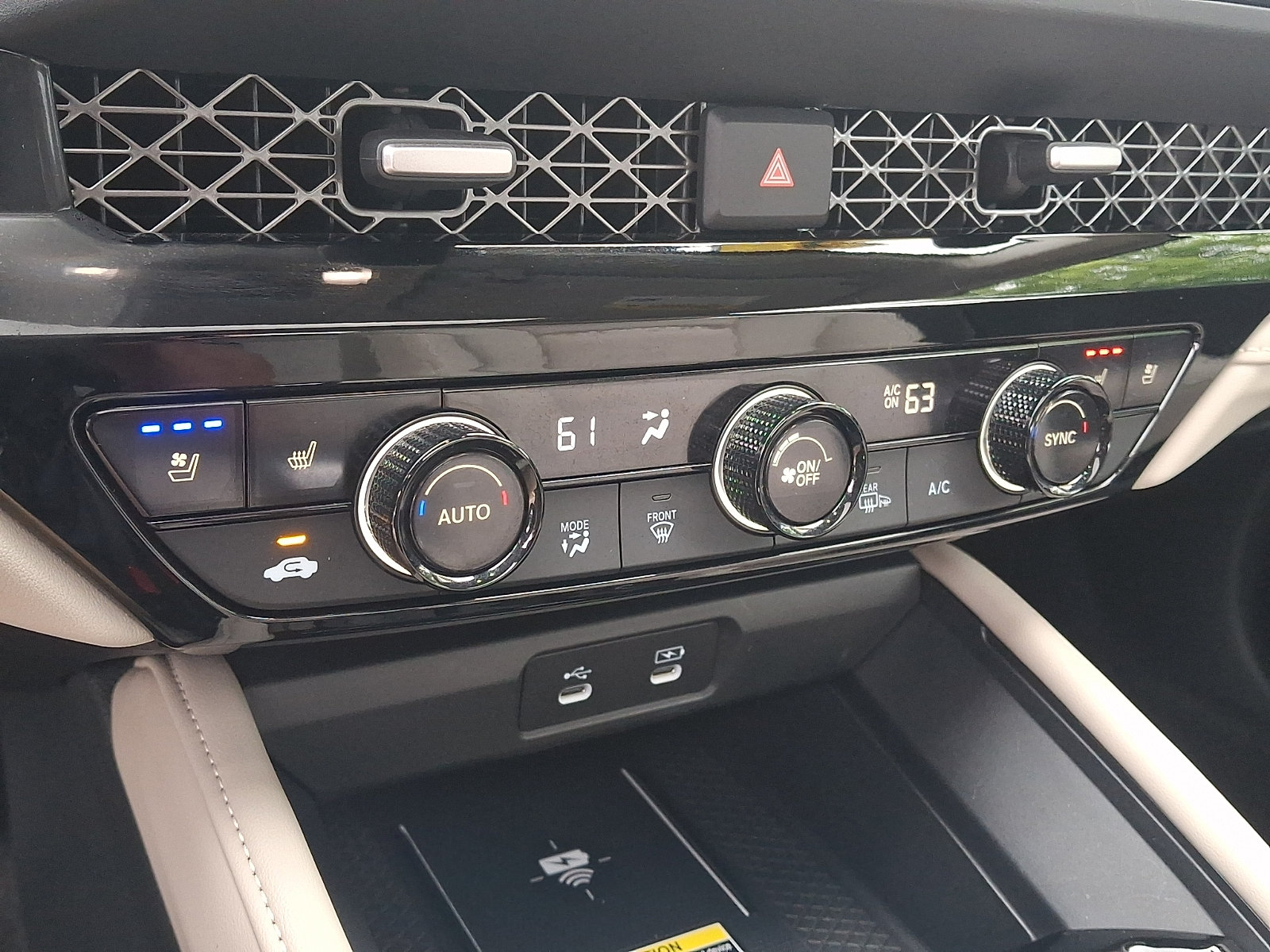 Used 2023 Honda Accord Touring image 16