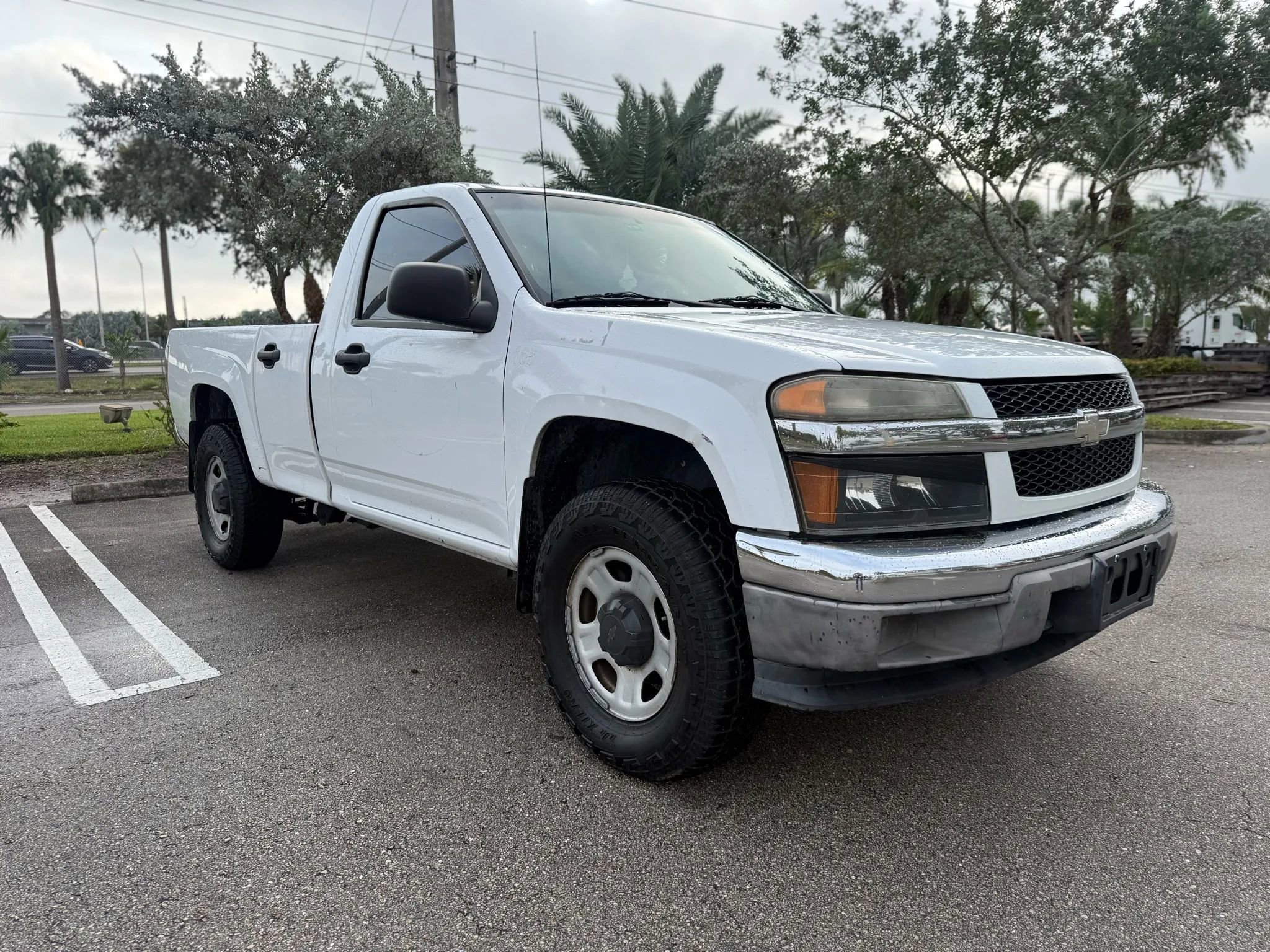 Used 2011 Chevrolet Colorado W/T w/ Mid Box Prep Package image 8
