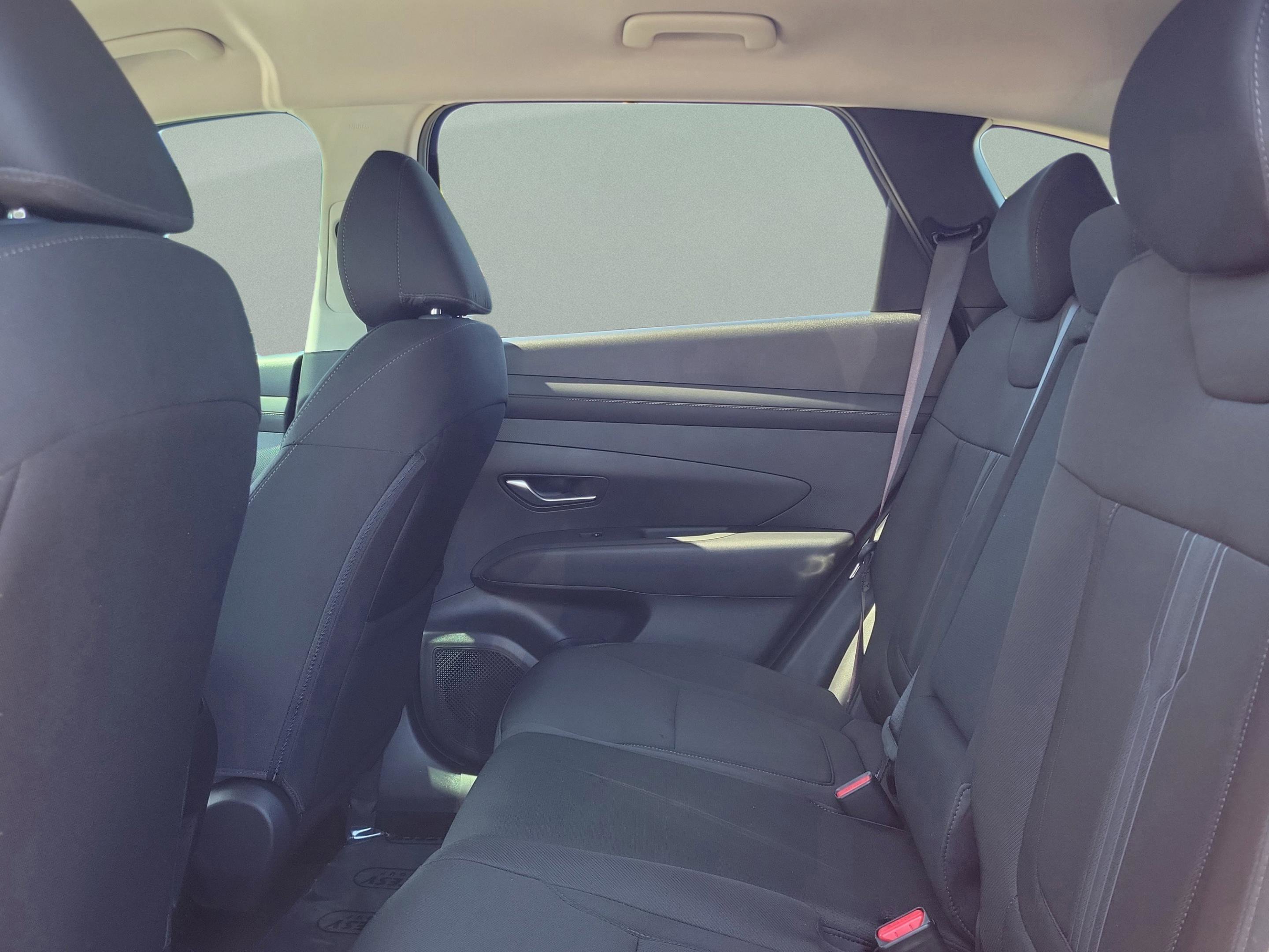 New 2026 Hyundai Tucson SEL FWD image 8