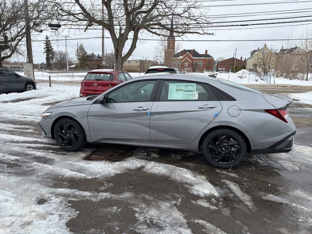 New 2026 Hyundai Elantra Sport FWD image 4