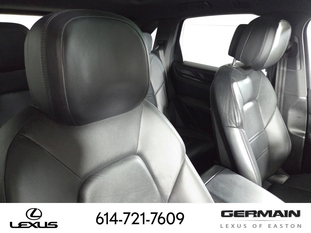 Used 2019 Porsche Cayenne AWD/4WD image 19