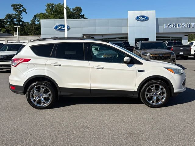 Used 2016 Ford Escape SE w/ Equipment Group 201A FWD image 6