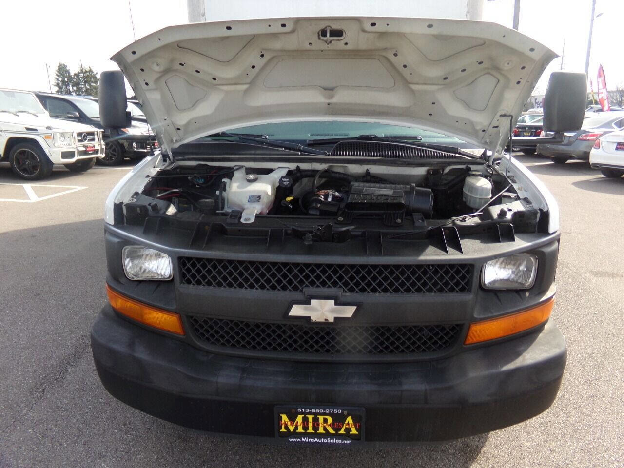 Used 2009 Chevrolet Express 3500 image 24