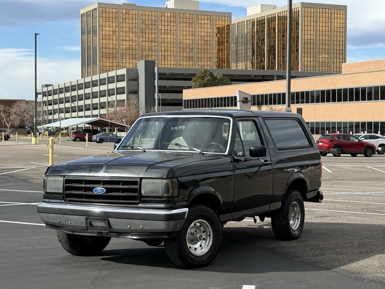 Used 1990 Ford Bronco image 1