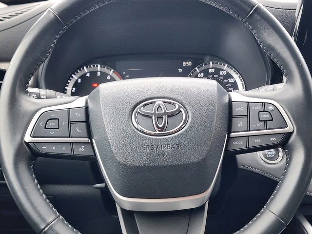 Used 2023 Toyota Highlander LE image 28