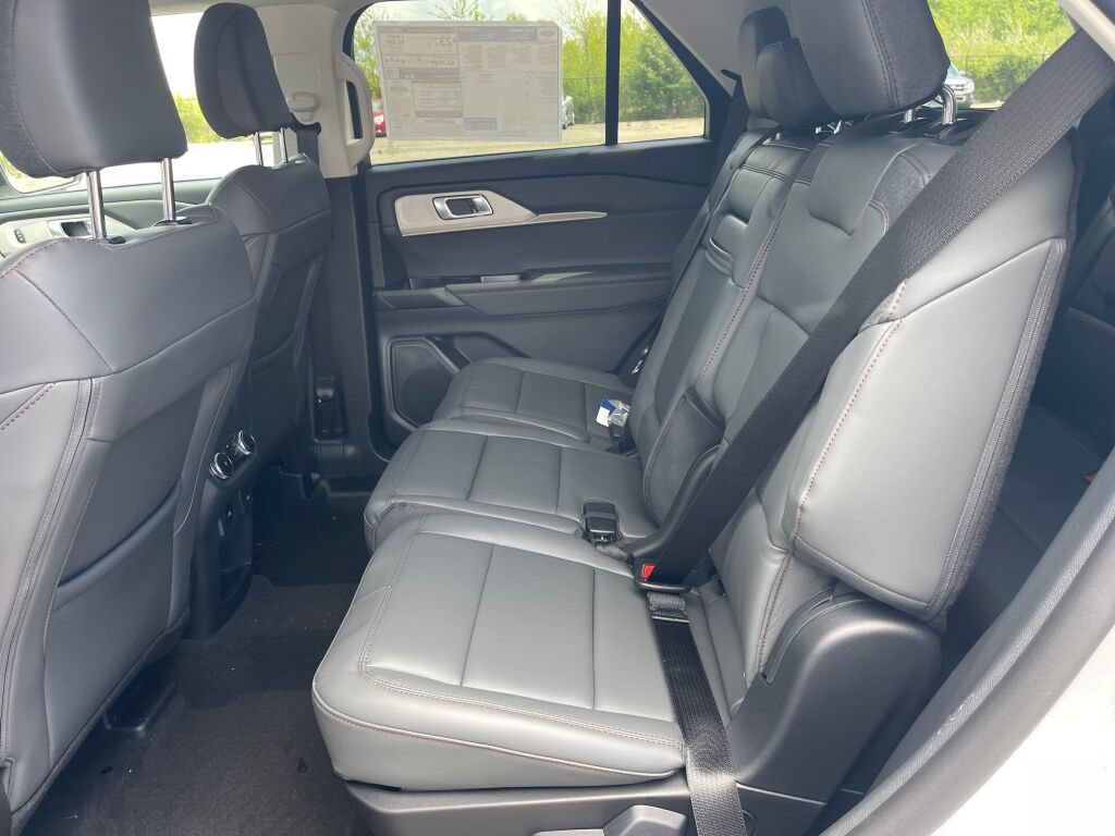 New 2026 Ford Explorer Active w/ Active Comfort Package AWD/4WD image 19