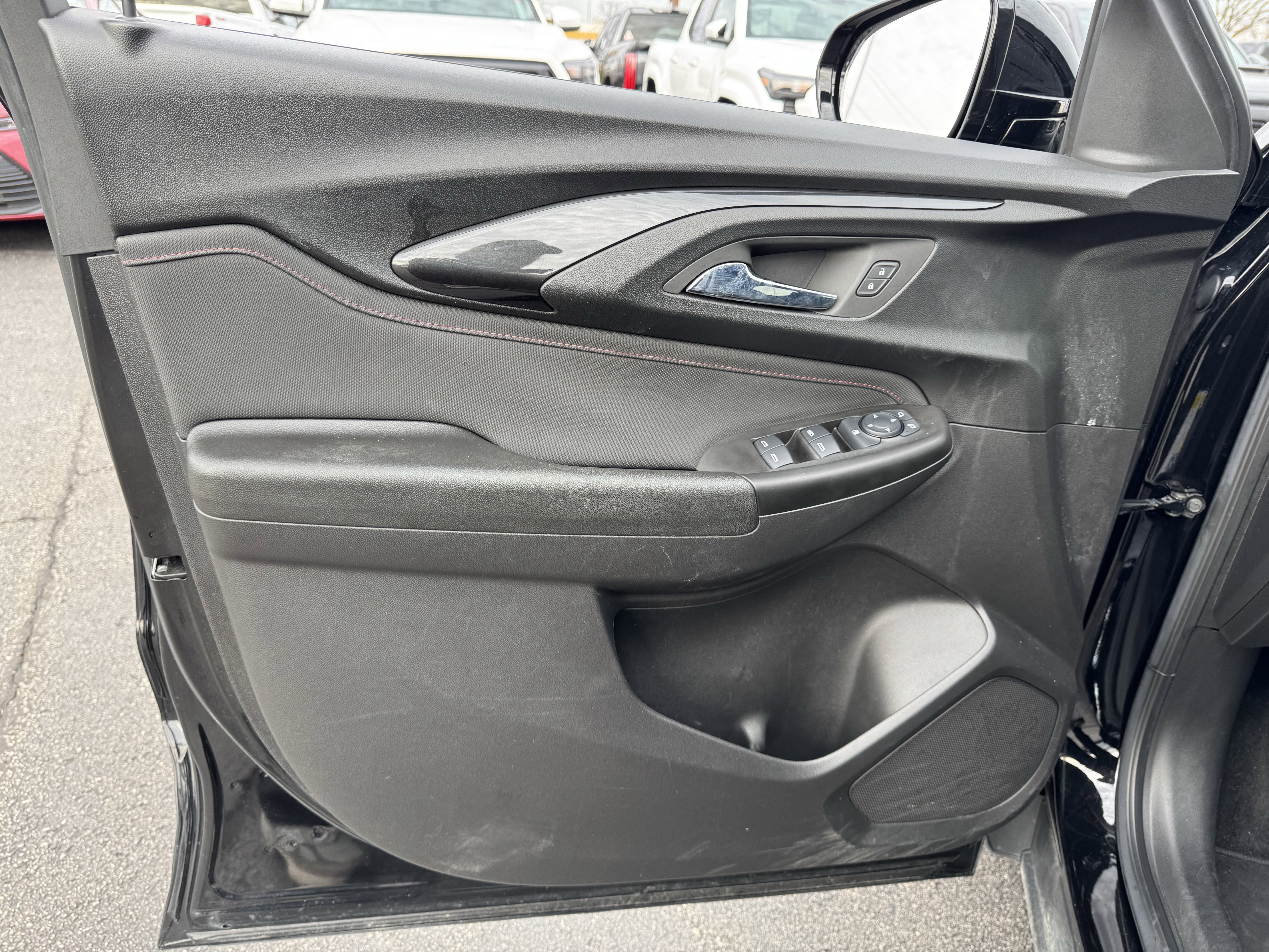 Used 2023 Chevrolet TrailBlazer RS w/ Convenience Package image 23