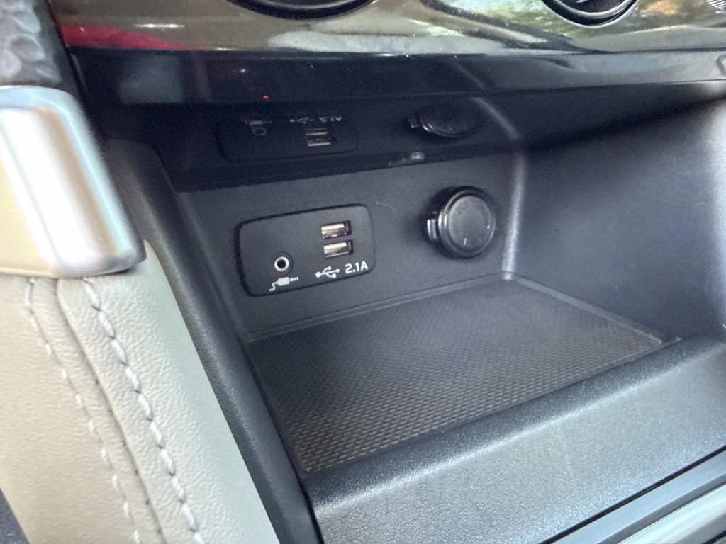 Used 2022 Subaru Forester Limited w/ Popular Package #2 image 36