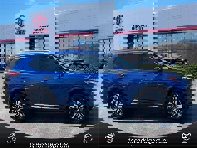 Used 2023 Nissan Rogue Platinum w/ Platinum Premium Package image 6