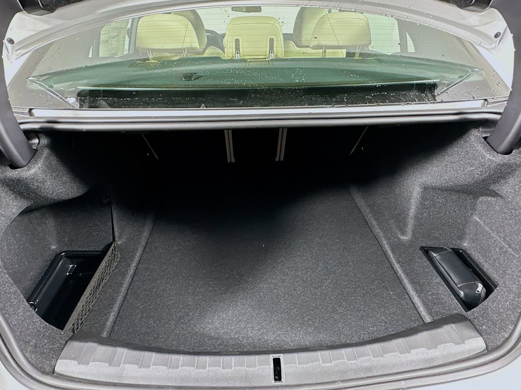 New 2026 BMW 330i xDrive Sedan w/ Convenience Package image 34