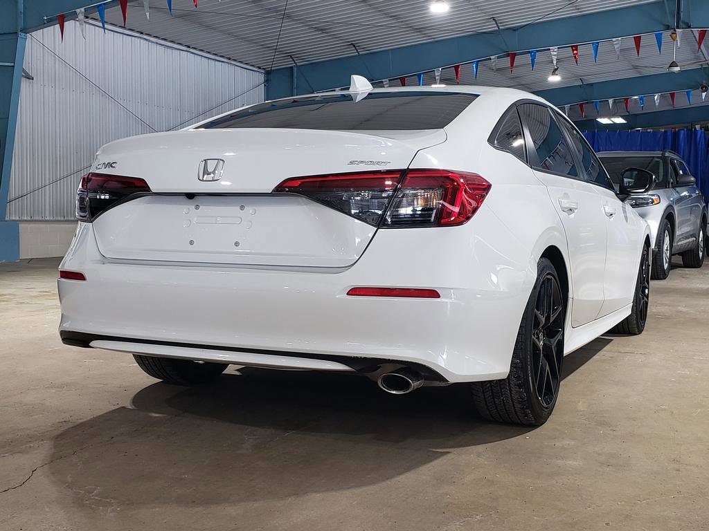 Used 2023 Honda Civic Sport image 3