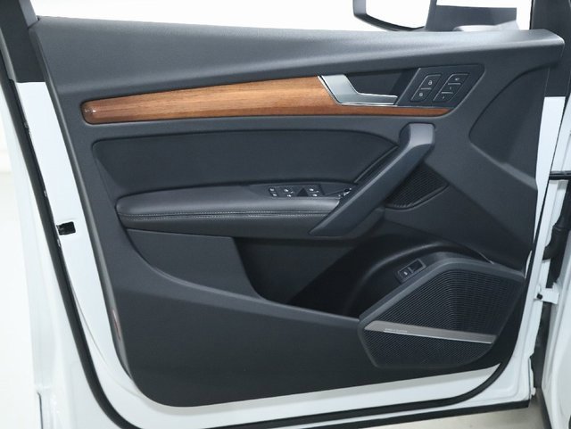 Used 2023 Audi Q5 2.0T Premium Plus image 32