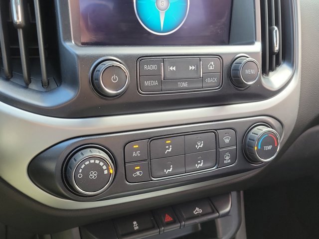 Used 2016 Chevrolet Colorado LT w/ LT Convenience Package image 18