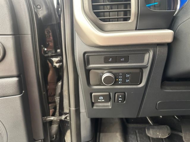 Certified 2022 Ford Expedition XLT image 34