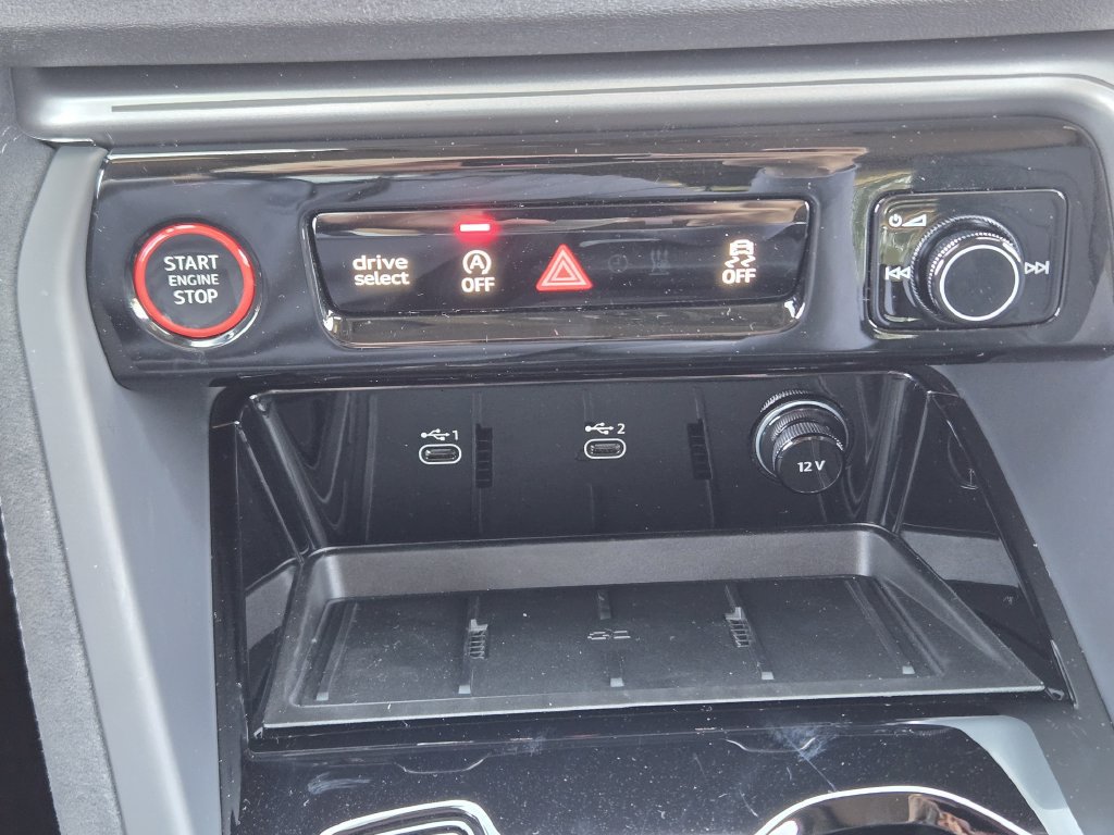 New 2026 Audi SQ5 Prestige AWD/4WD image 23