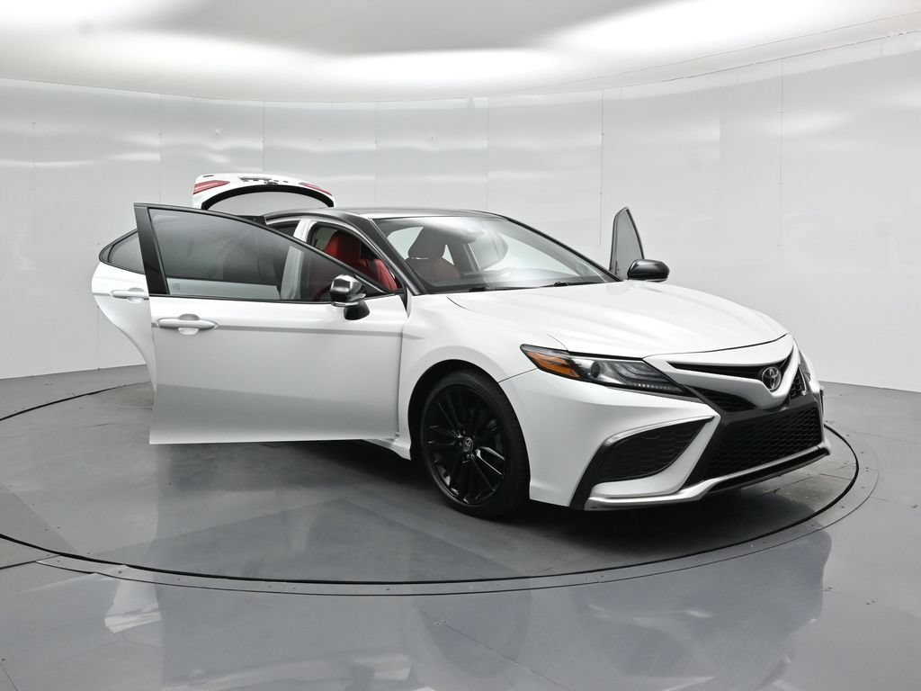Used 2021 Toyota Camry XSE w/ Navigation Package FWD image 32