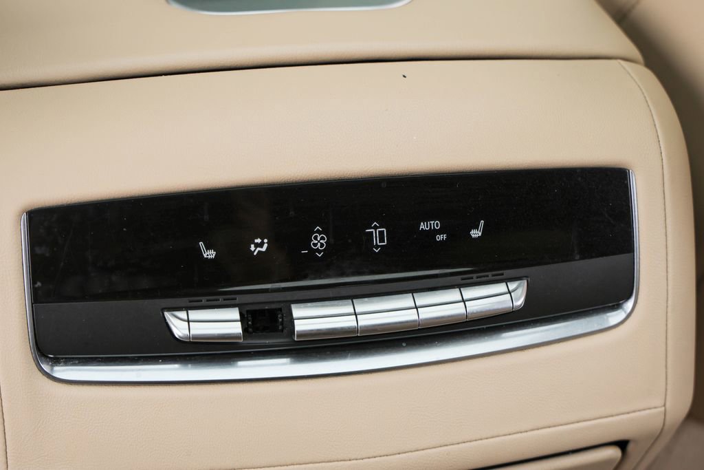 Used 2021 Cadillac Escalade Premium Luxury w/ Driver Assist Tech Package AWD/4WD image 32