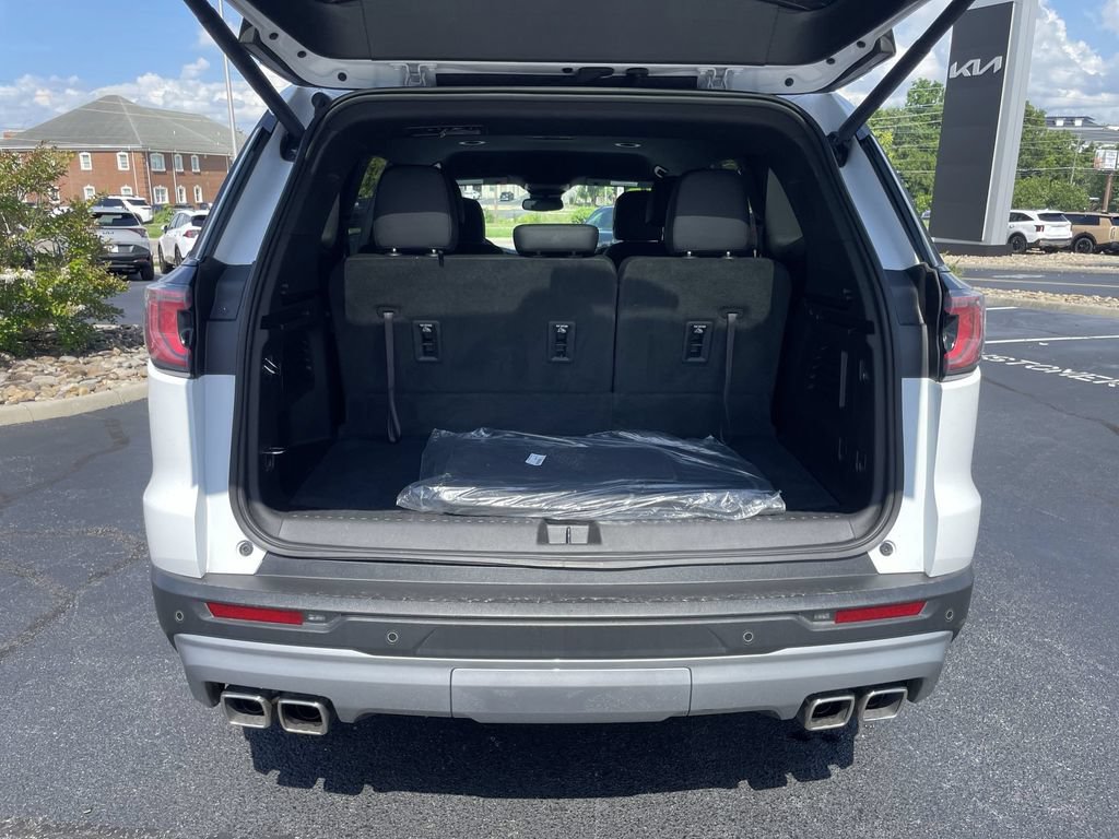 Used 2025 GMC Acadia Elevation w/ Elevation Premium Package FWD image 36