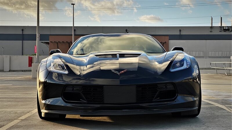 Used 2019 Chevrolet Corvette Z06 RWD image 2