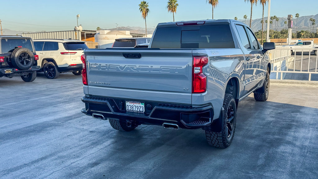 Used 2024 Chevrolet Silverado 1500 LT Trail Boss w/ Convenience Package II AWD/4WD image 9