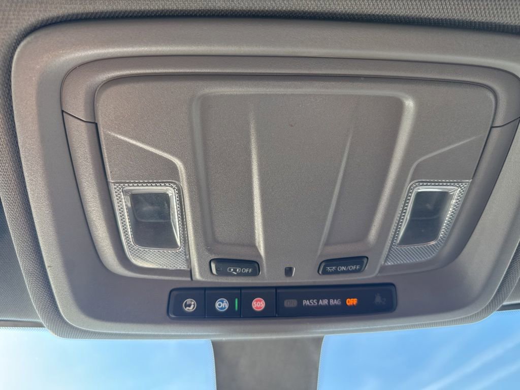 Used 2023 Chevrolet Silverado 2500 Custom w/ Infotainment Package image 32