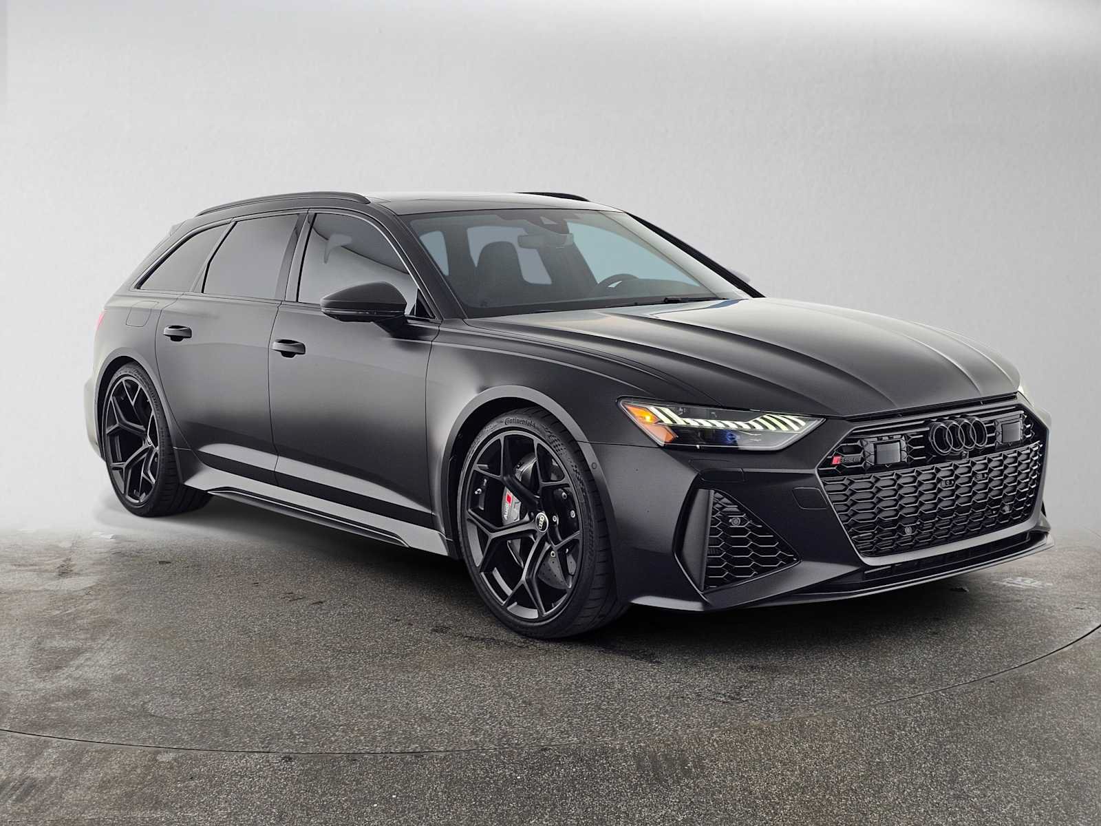 Used 2025 Audi RS 6 performance w/ Matte Carbon Package AWD/4WD image 7