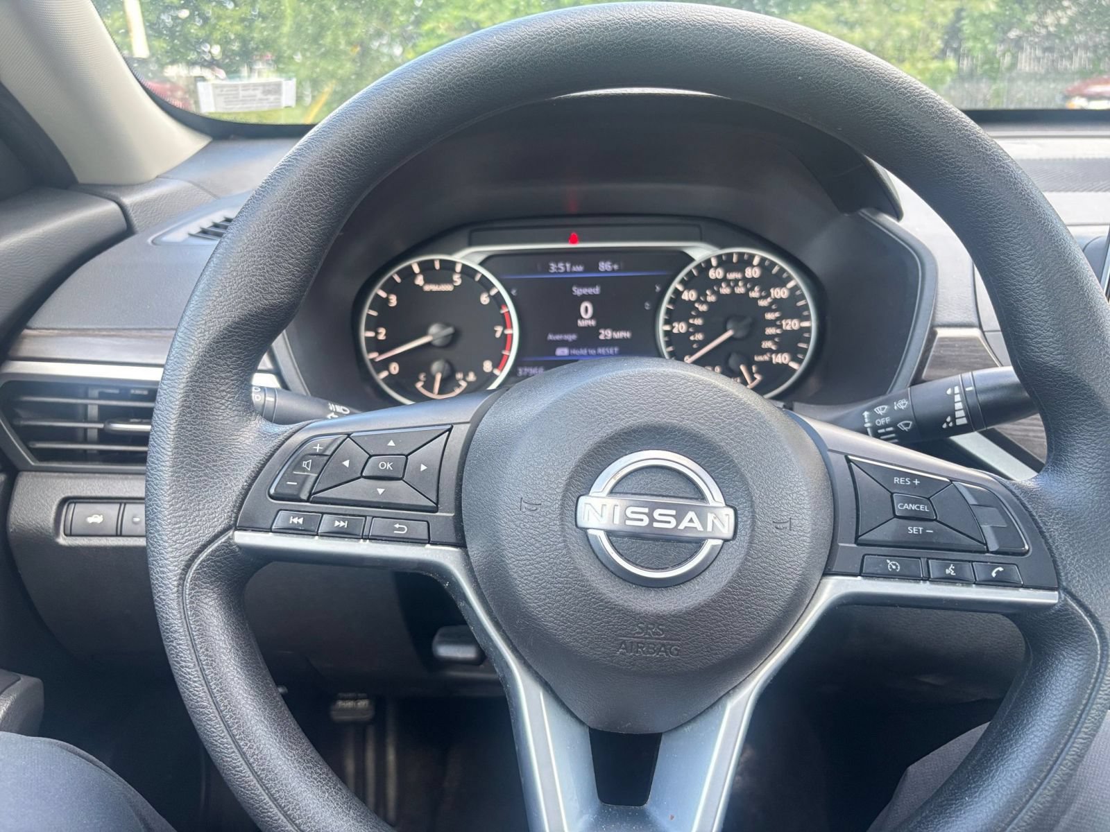 Used 2025 Nissan Altima 2.5 SV FWD image 32