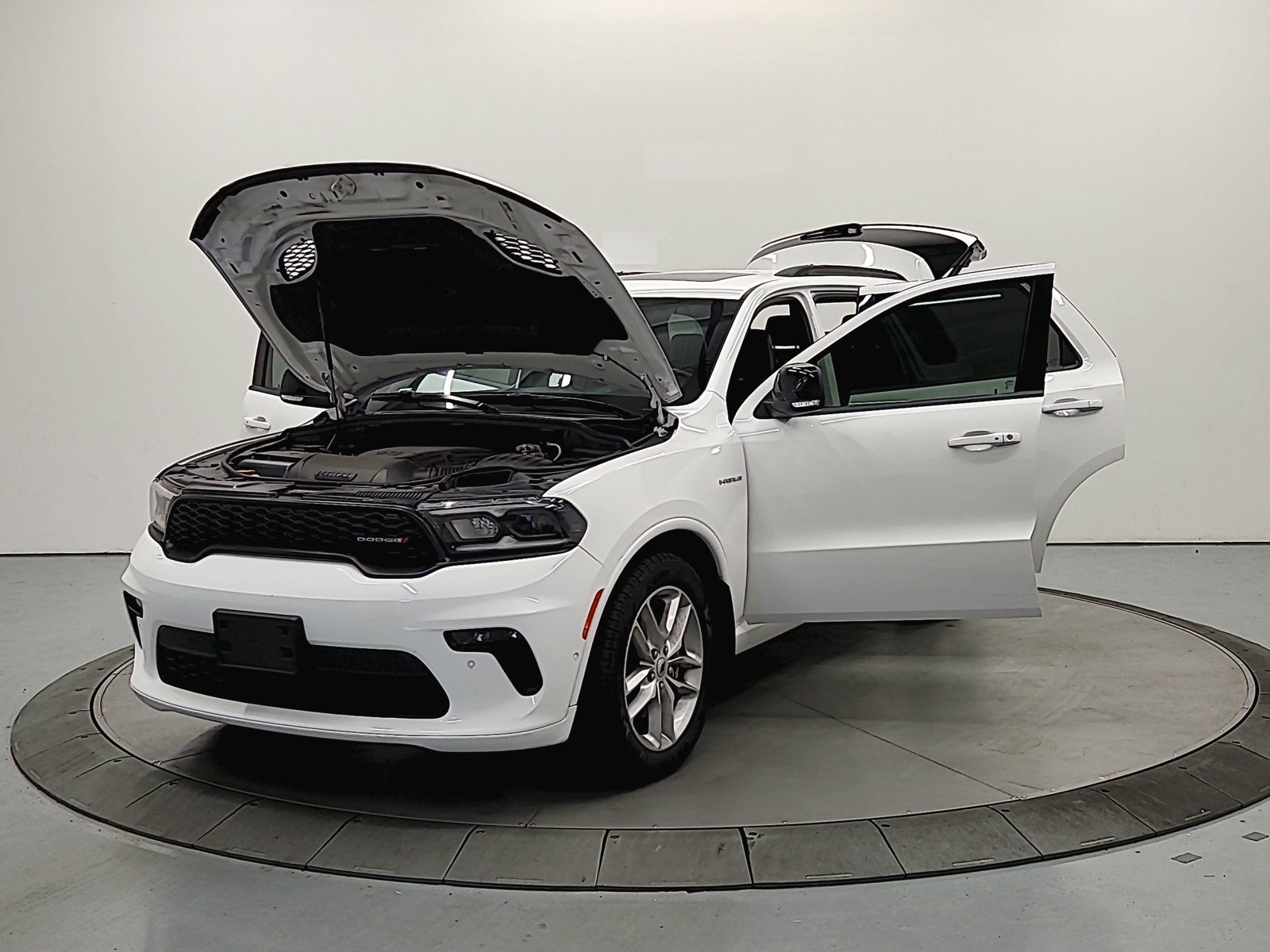 Used 2023 Dodge Durango R/T AWD/4WD image 11
