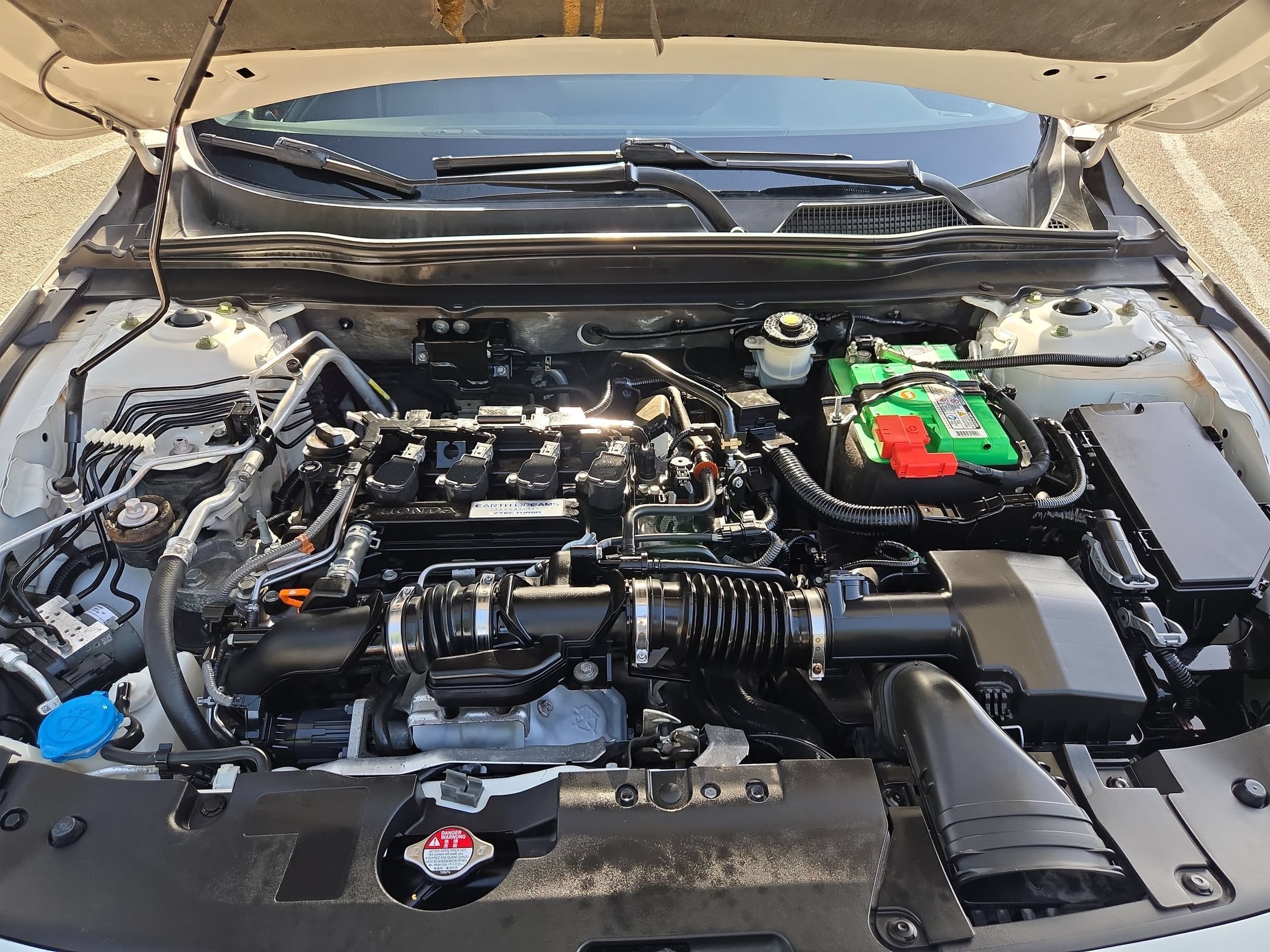 Used 2018 Honda Accord EX image 31