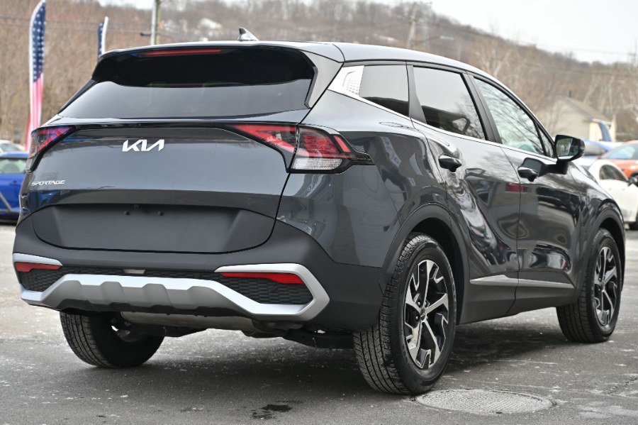 Used 2023 Kia Sportage EX image 6