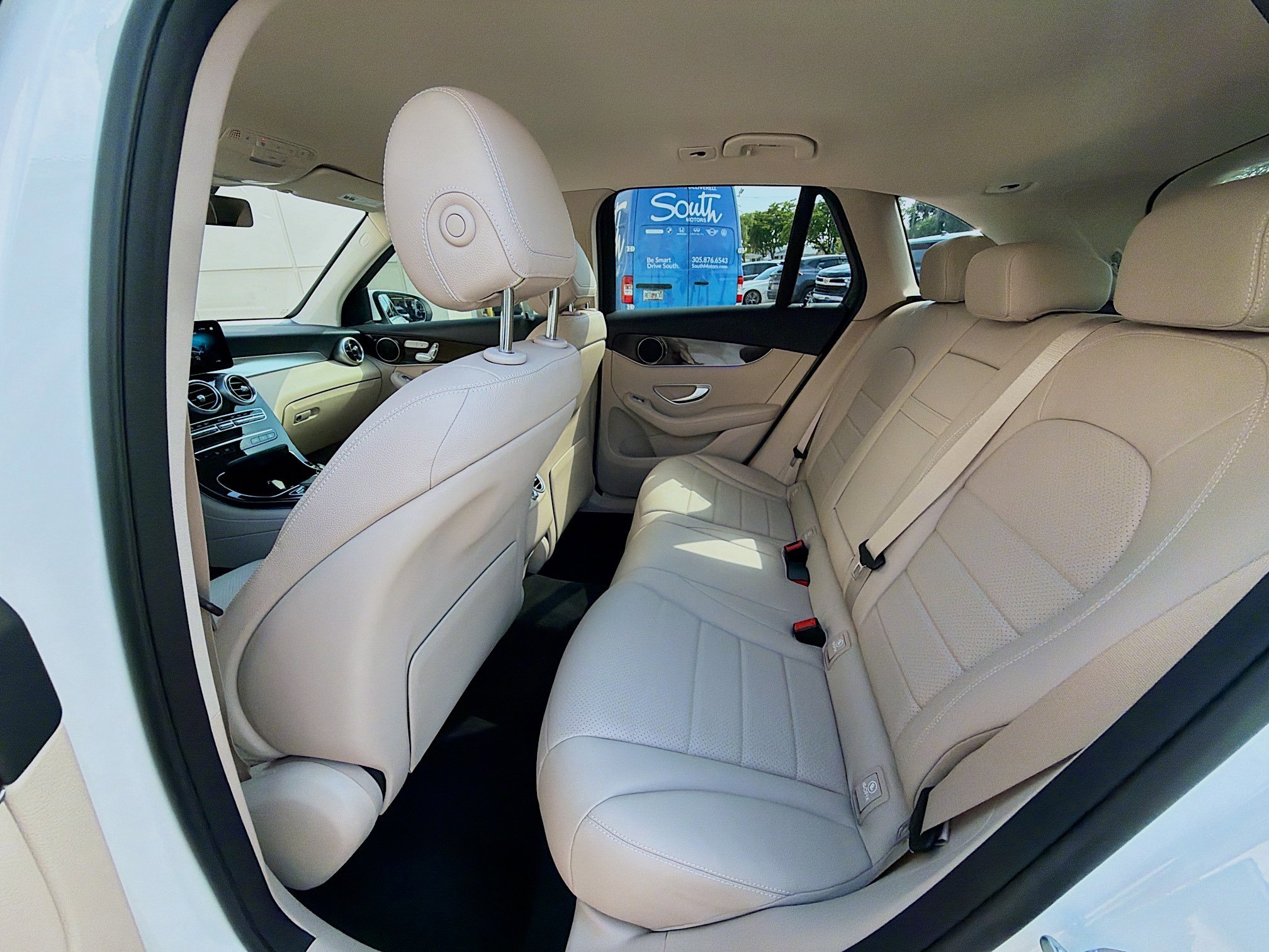 Used 2022 Mercedes-Benz GLC 300 w/ Premium Package Lite image 22