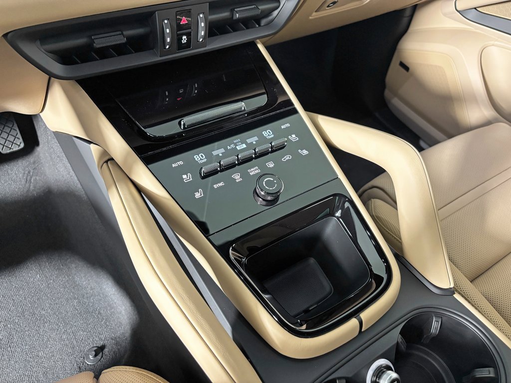 New 2026 Porsche Cayenne image 31