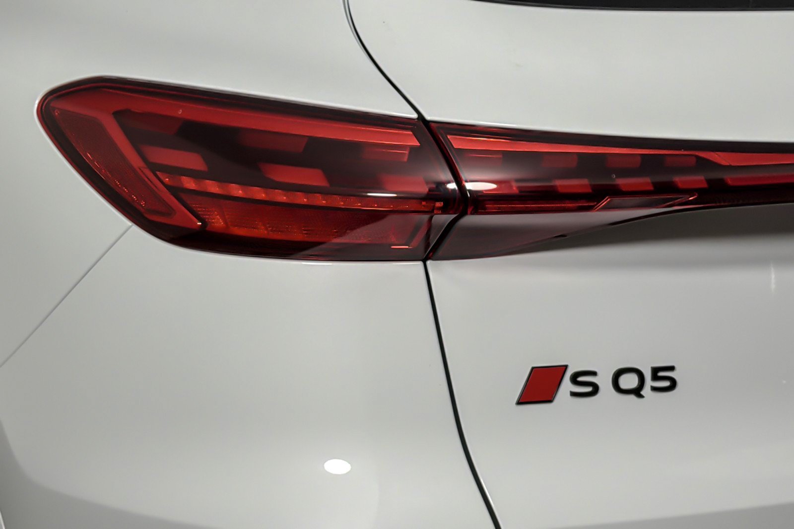 New 2026 Audi SQ5 Premium Plus AWD/4WD image 27