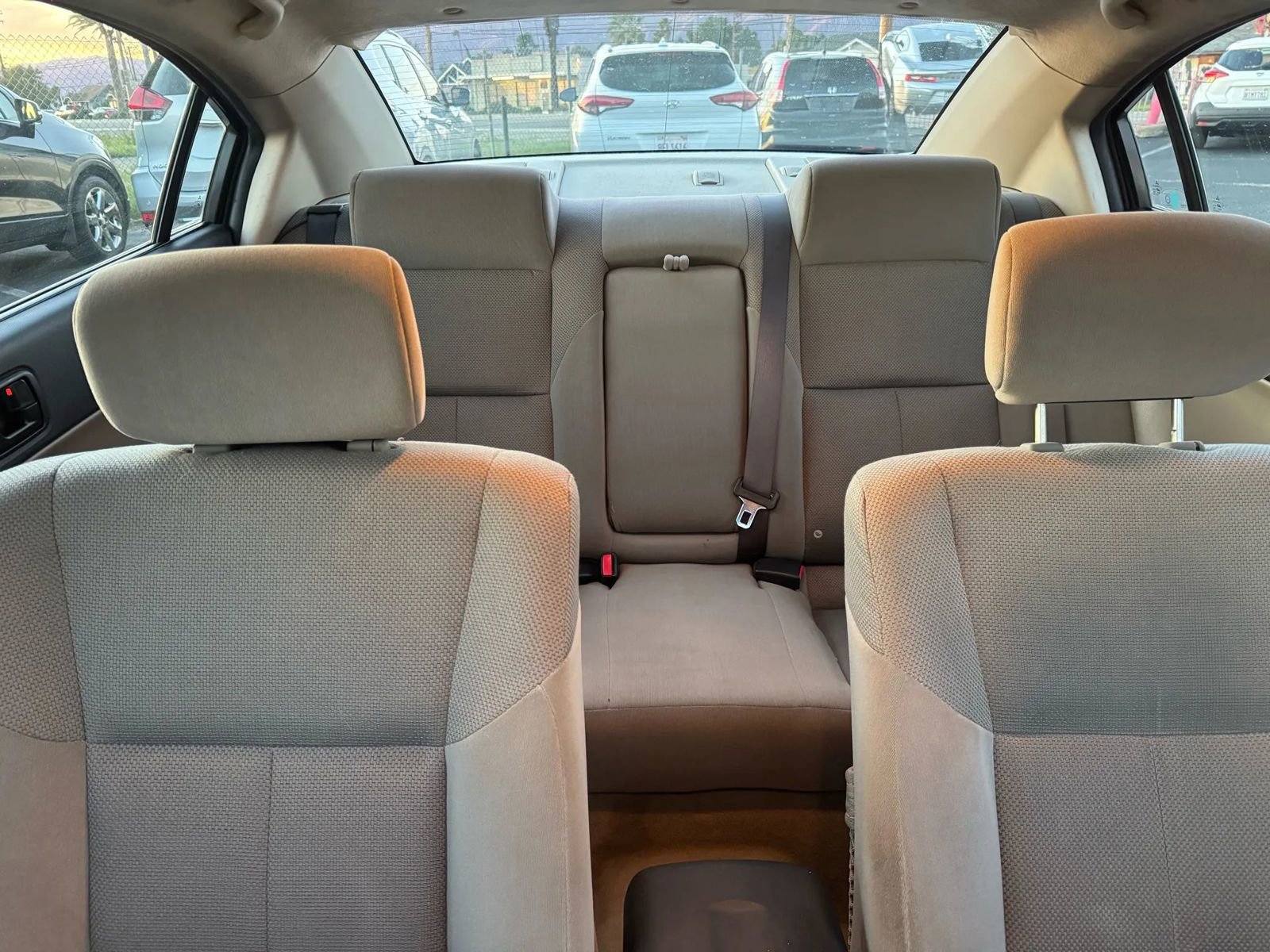 Used 2005 Mitsubishi Galant ES image 23