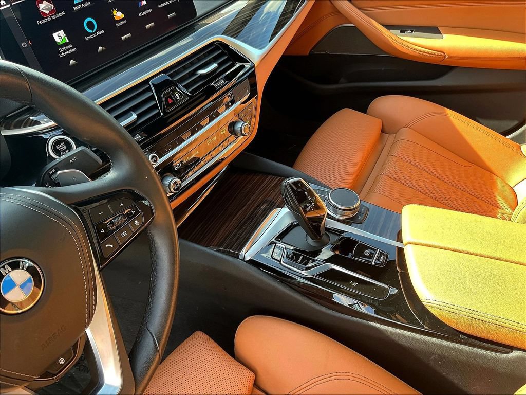 Used 2023 BMW 540i xDrive w/ Premium Package AWD/4WD image 18