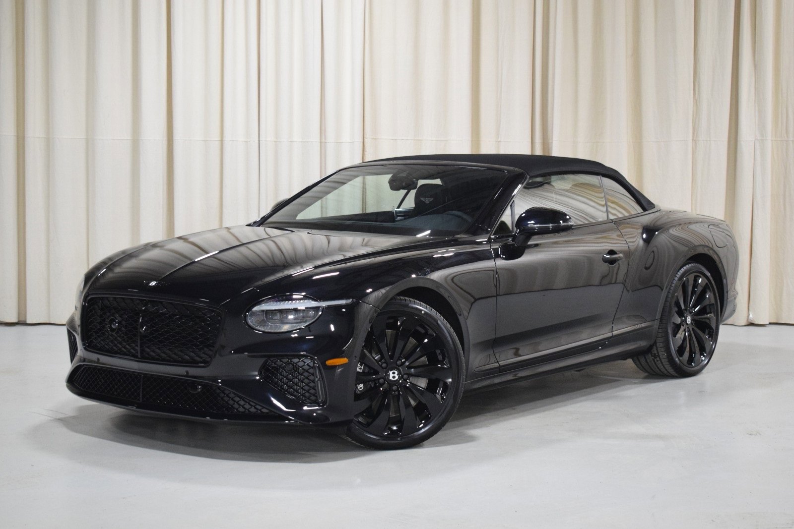 New 2026 Bentley Continental GTC image 1