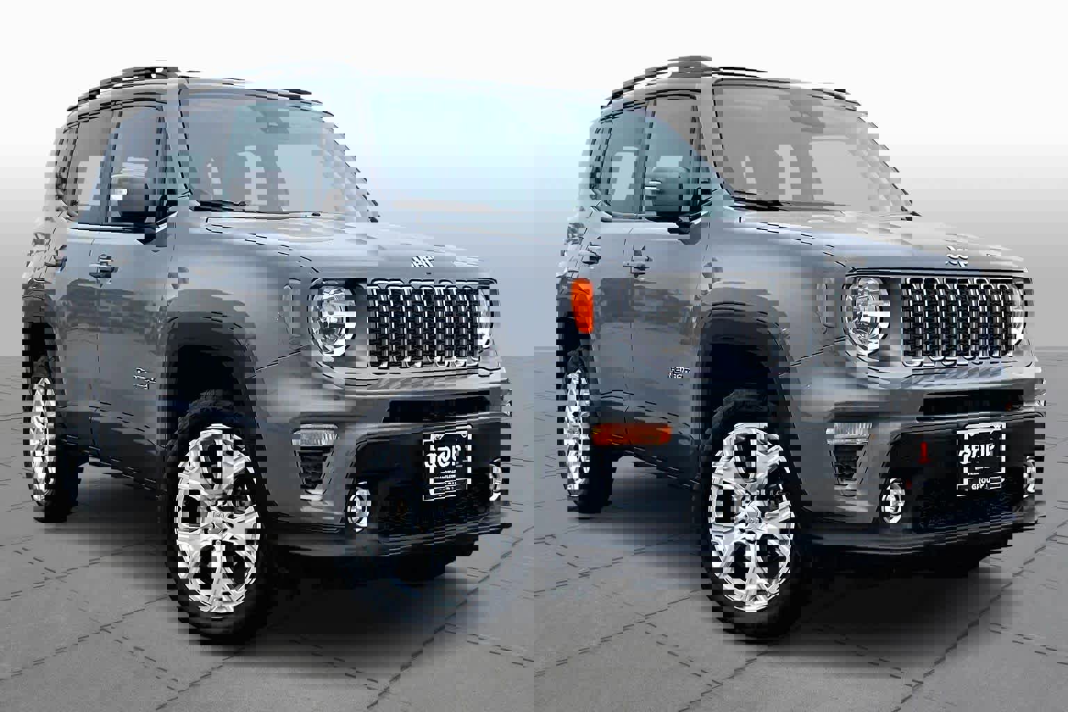 Used 2020 Jeep Renegade Limited w/ Advanced Technology Group image 3