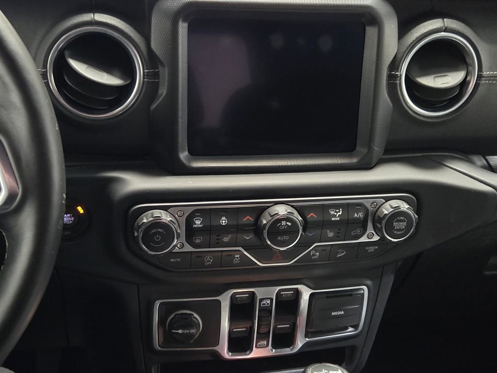 Used 2018 Jeep Wrangler Unlimited Sahara w/ Dual Top Group image 20