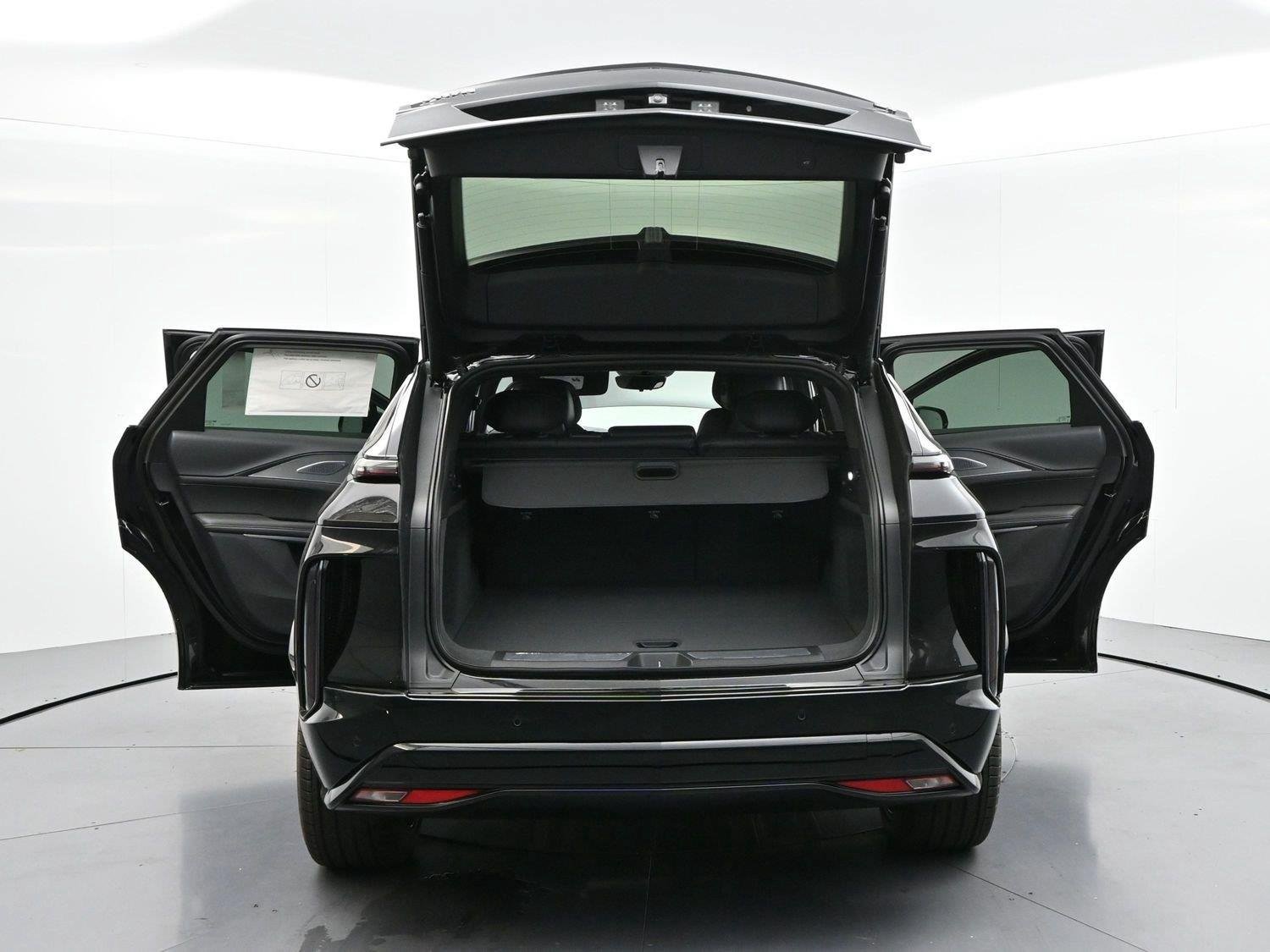 New 2027 Cadillac Lyriq Signature Sport AWD/4WD image 44