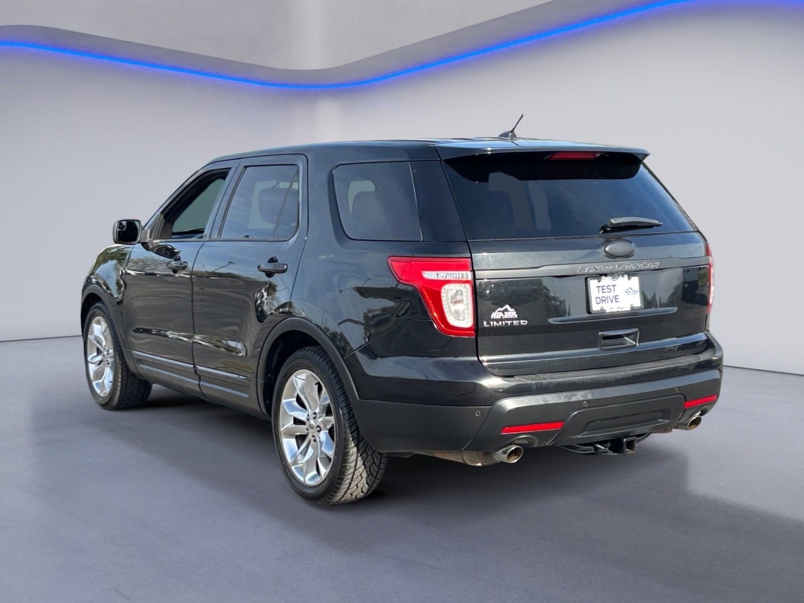 Used 2011 Ford Explorer Limited w/ 301A Rapid Spec Order Code image 3