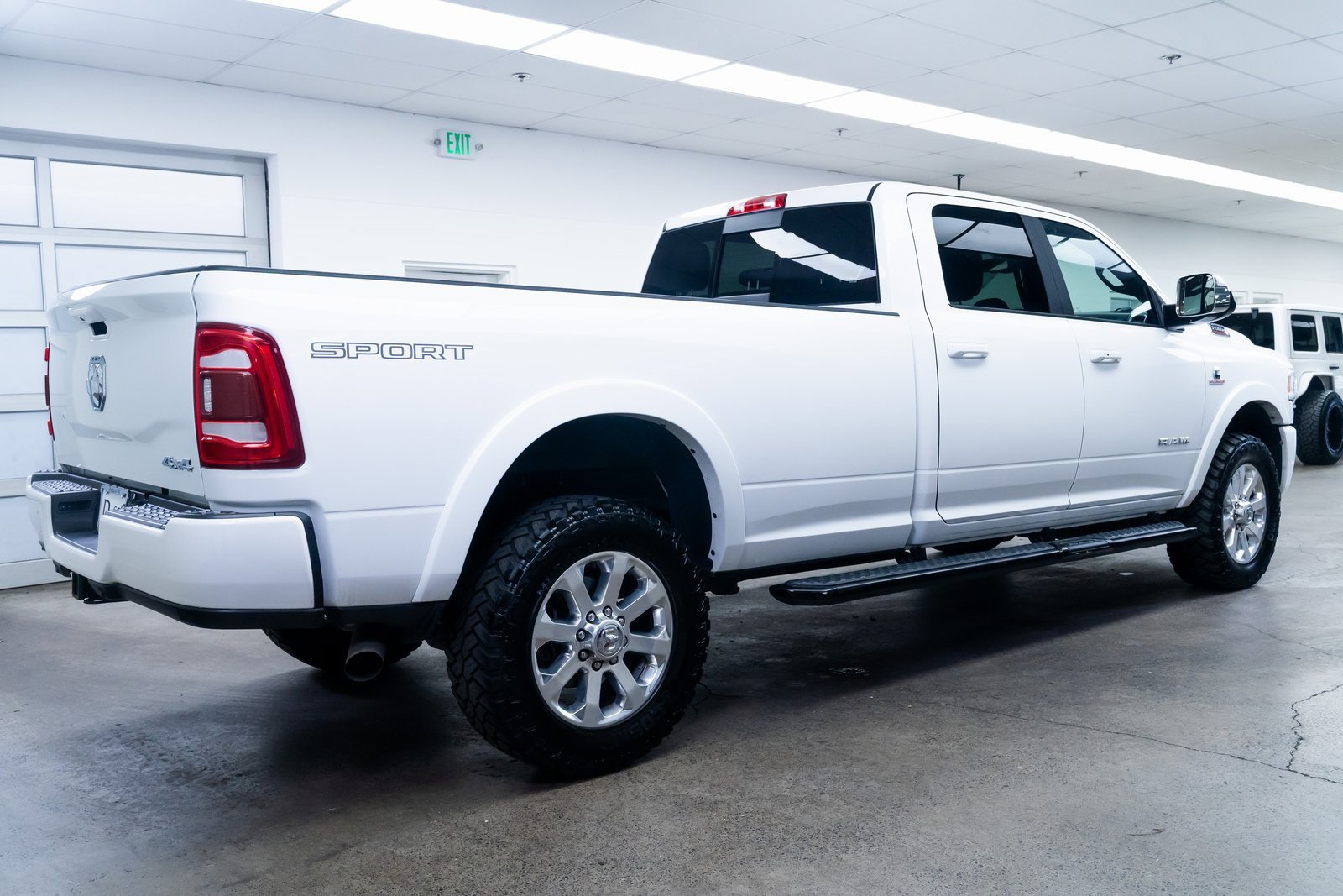 Used 2019 RAM 2500 Laramie image 6