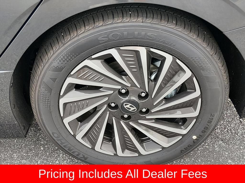 Certified 2026 Hyundai Sonata Limited FWD image 19