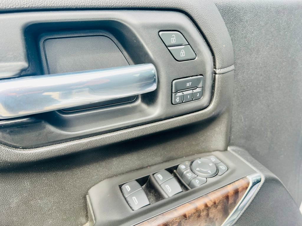 Used 2021 GMC Sierra 2500 Denali w/ Denali Ultimate Package image 27