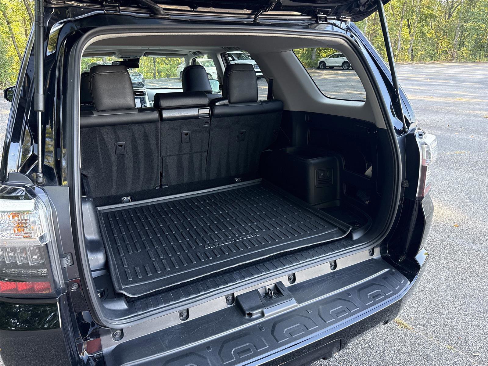 Used 2023 Toyota 4Runner SR5 Premium image 27