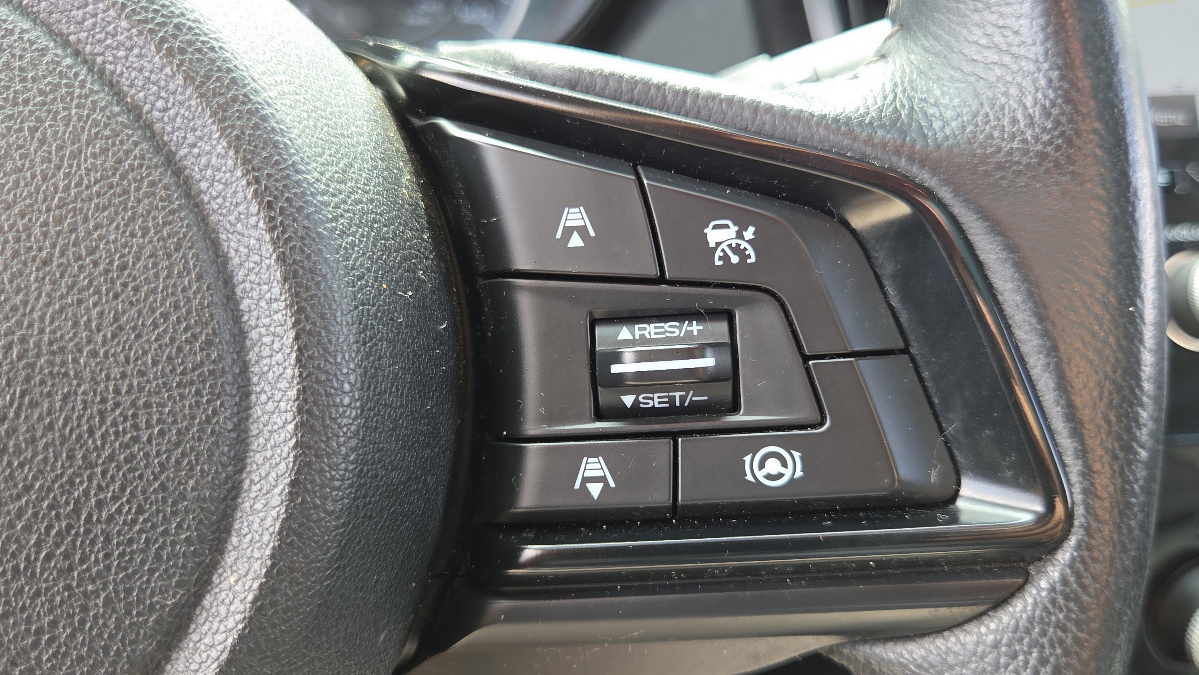 Used 2022 Subaru Ascent Onyx Edition image 36