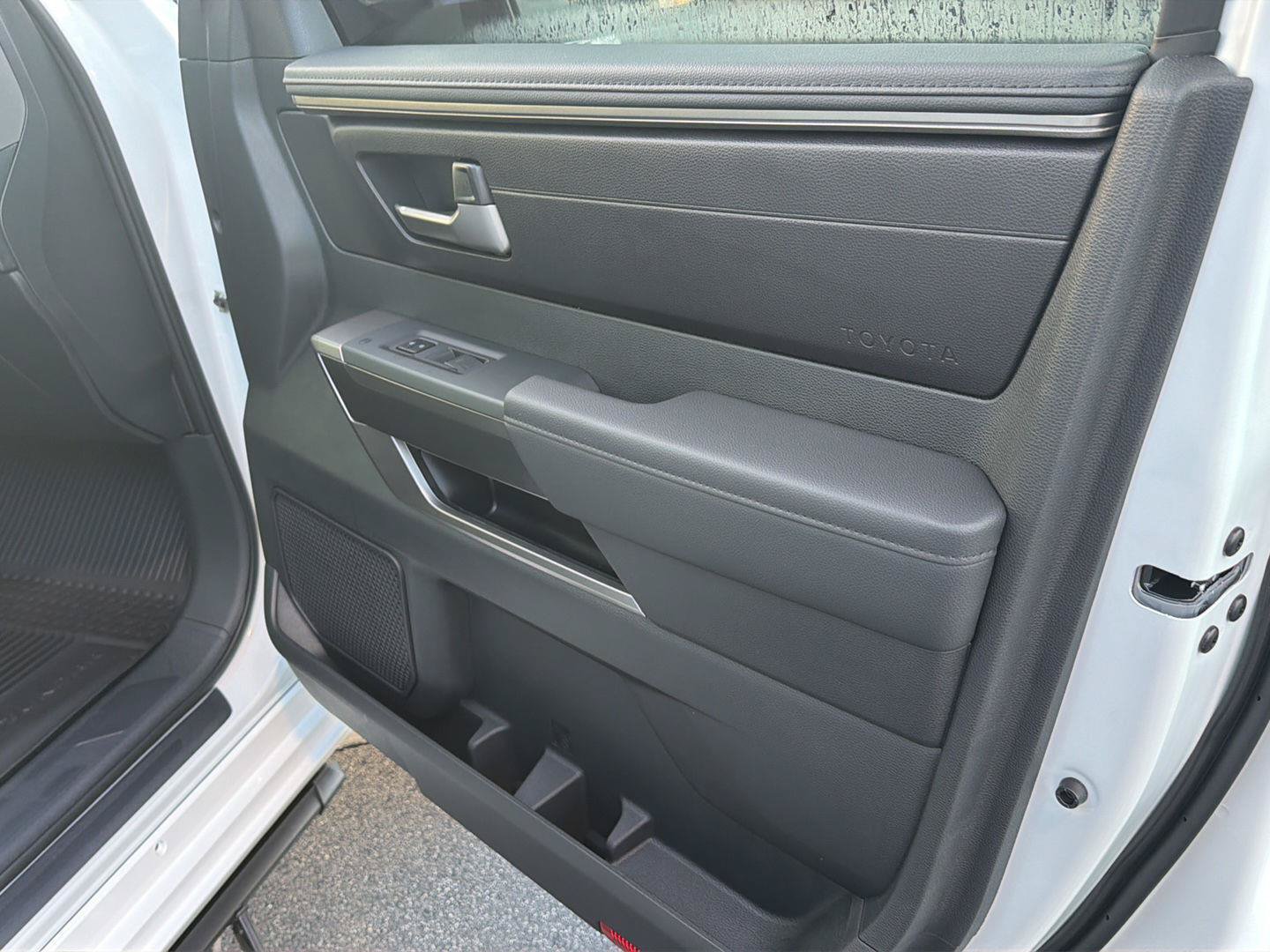 New 2026 Toyota Tundra SR5 AWD/4WD image 14