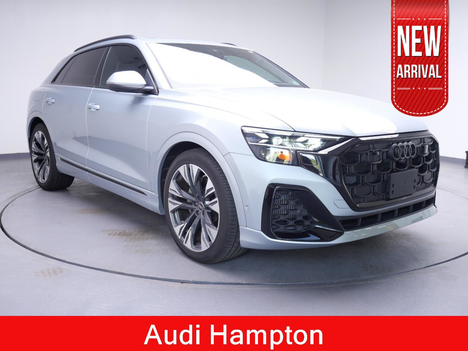 Used 2024 Audi Q8 Prestige w/ Prestige Package AWD/4WD image 4