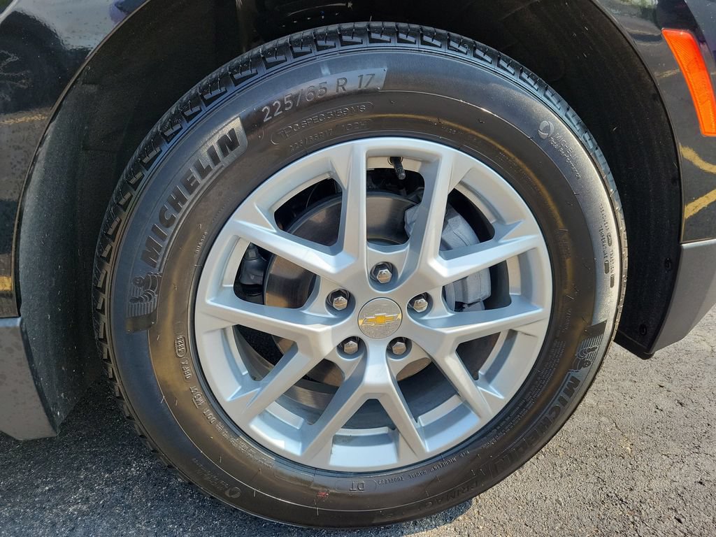 Used 2024 Chevrolet Equinox LS w/ LS Convenience Package FWD image 6