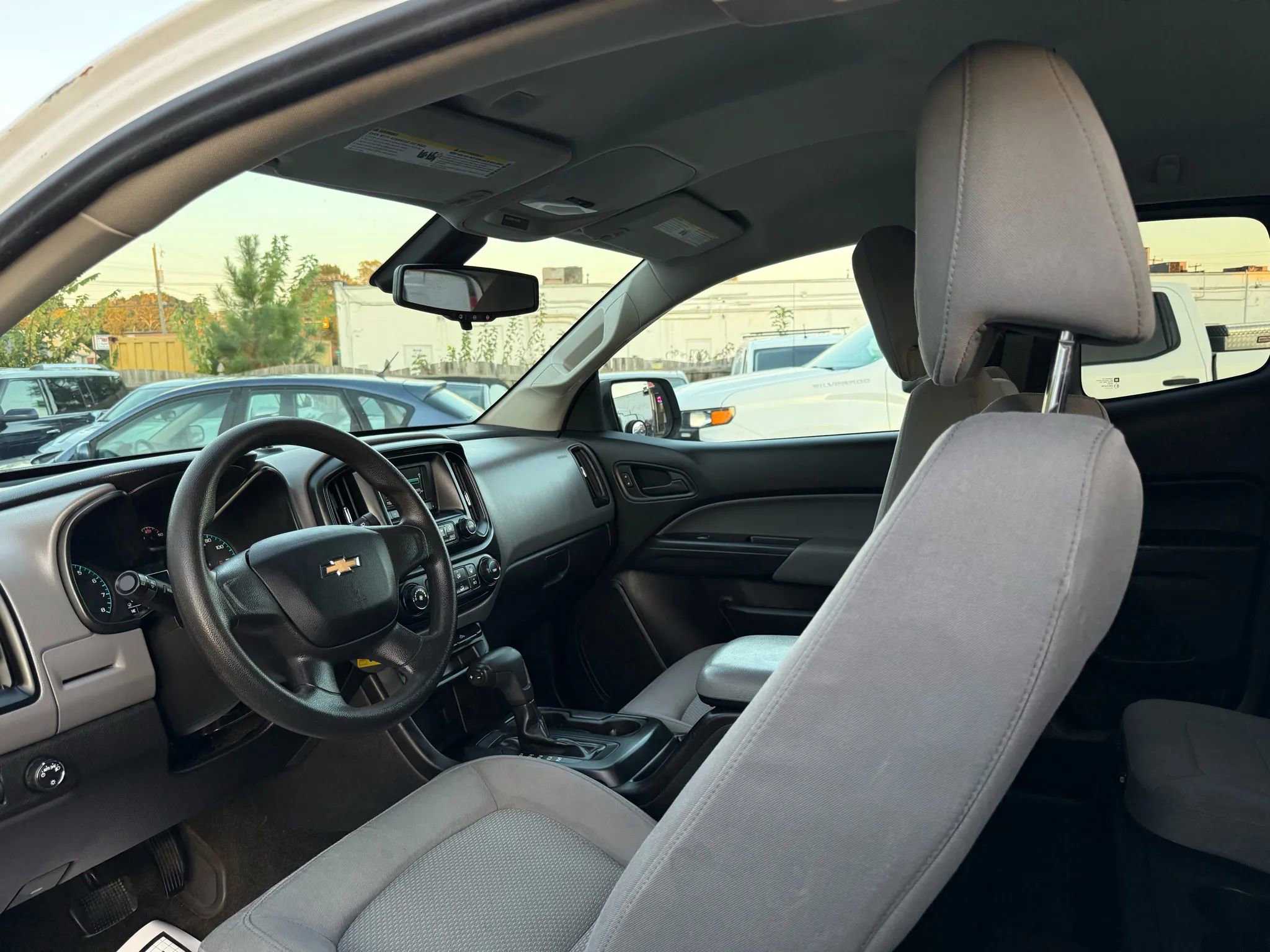 Used 2016 Chevrolet Colorado W/T image 25