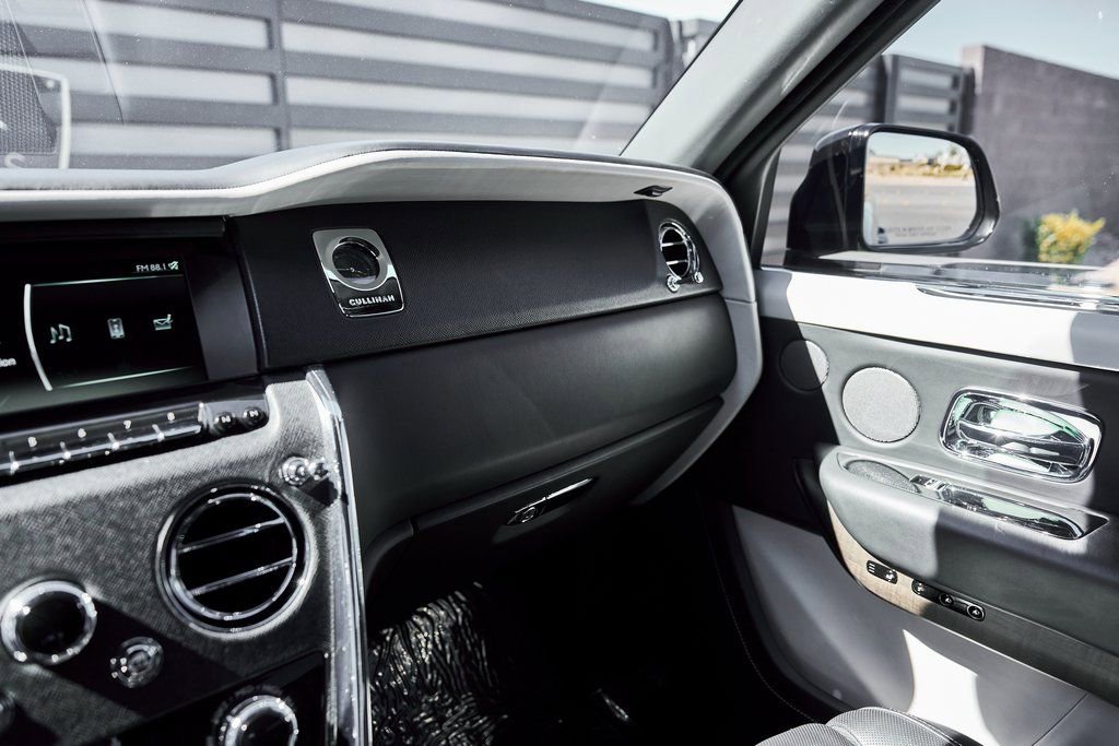 Used 2023 Rolls-Royce Cullinan AWD/4WD image 77